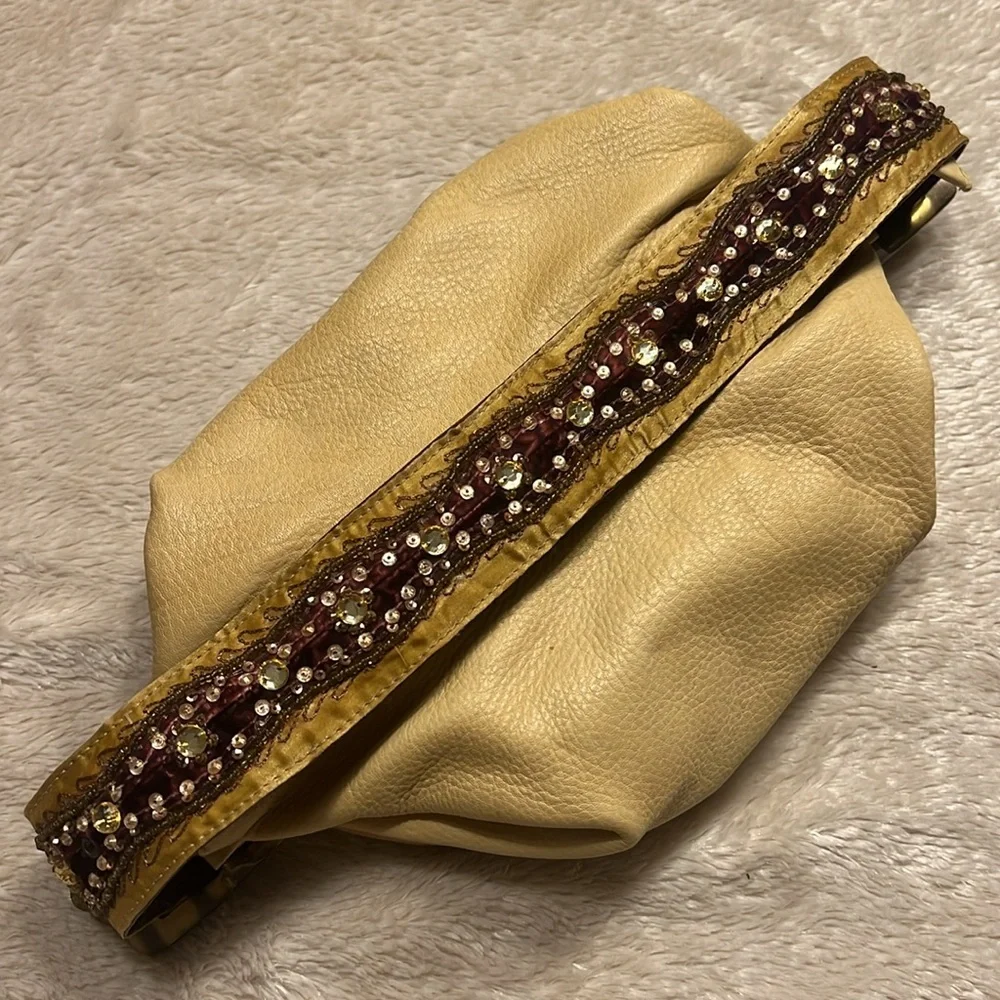 BETSEY JOHNSON Baroque Betsey Collection - Picture 6 of 17